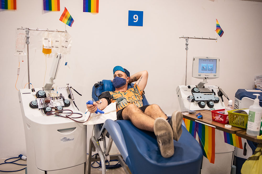 Plasma Donation Stratford Donor Centre 2021 small